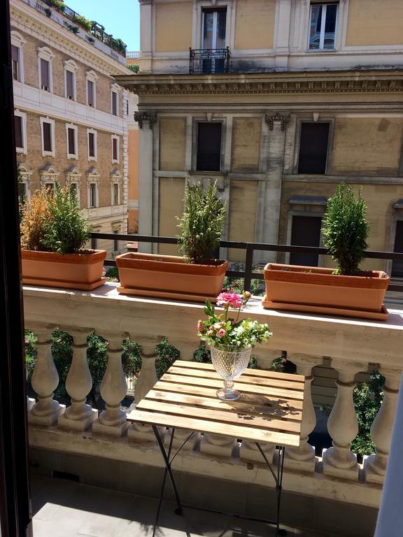 900 Piazza Del Popolo Frühstückspension
